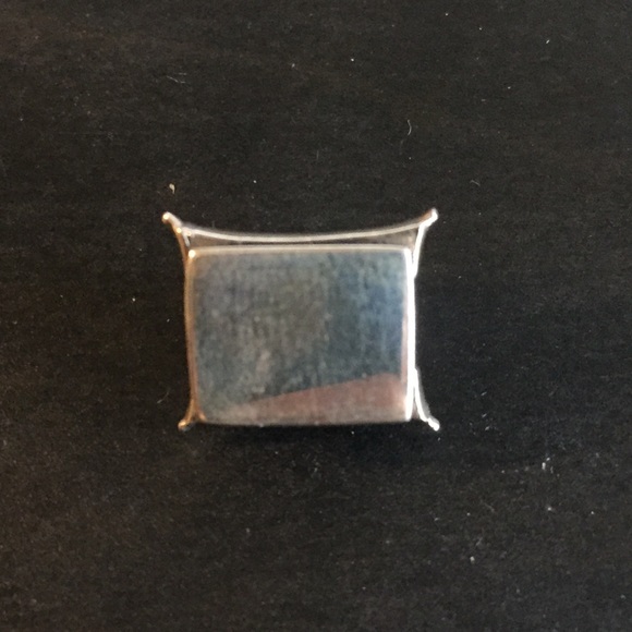 3/$20 ⚡️ Japanese pagoda charm fits Pandora - Picture 4 of 4